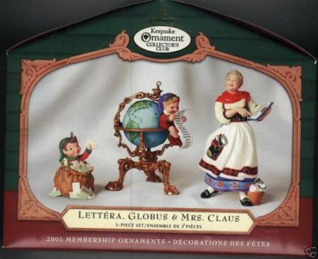 Letter A Globus & Mrs. Claus 2001